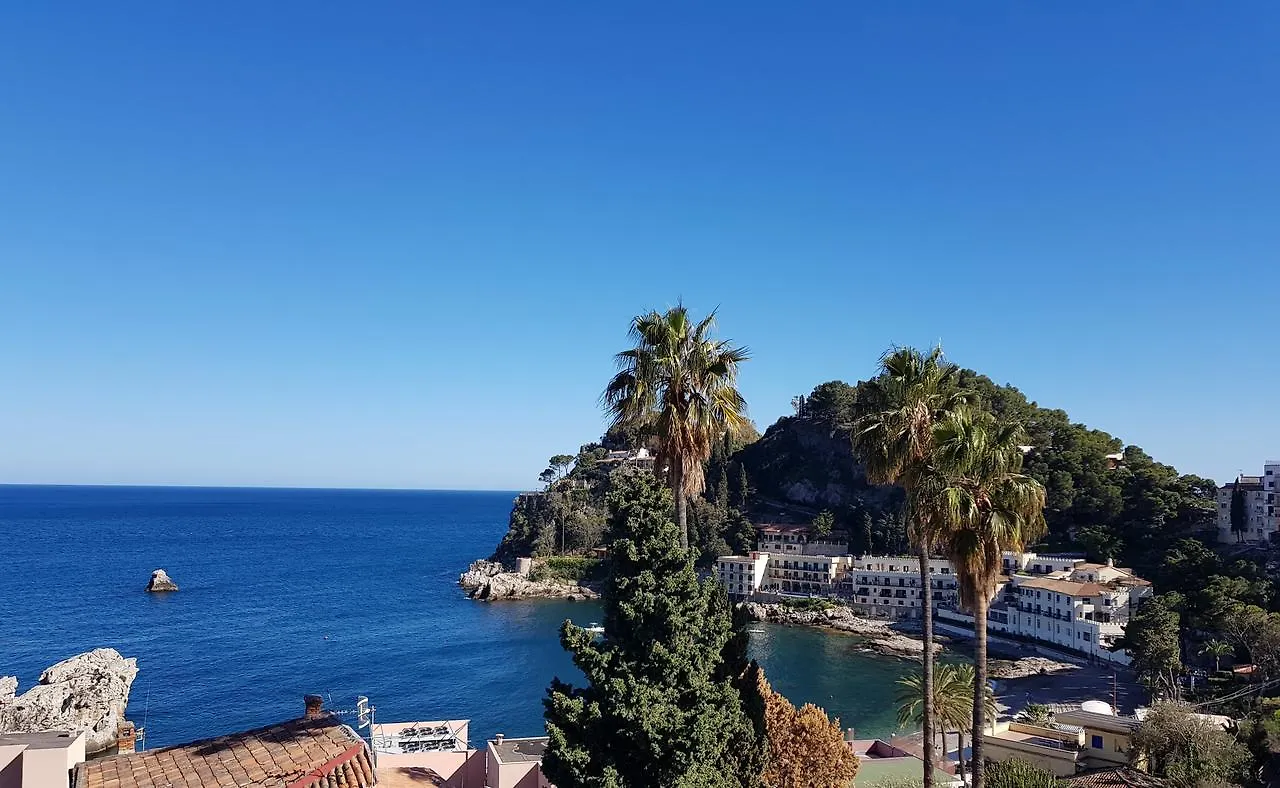 Iancu Charme Apartments Taormina
