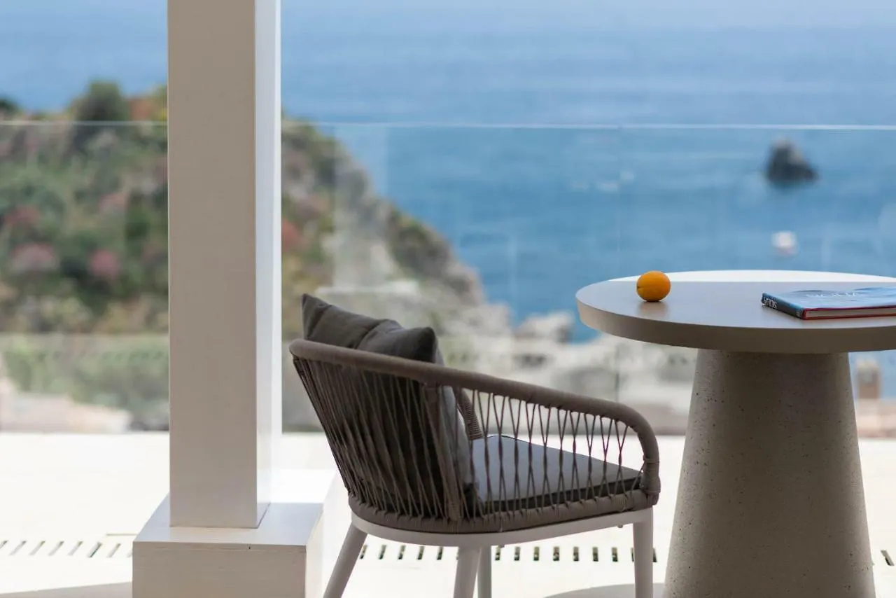 Iancu Charme Apartments Taormina 3*,